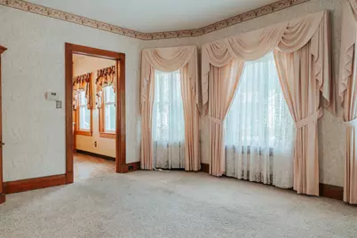 1405 S 13th St, Manitowoc, WI 54220 - Photo 7