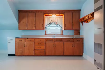 1405 S 13th St, Manitowoc, WI 54220 - Photo 15