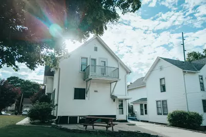 1405 S 13th St, Manitowoc, WI 54220 - Photo 29
