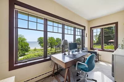 305  Michigan Ave, Sheboygan, WI 53081 - Photo 9