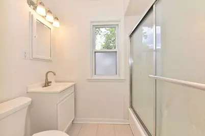 6639 W Bennett Ave, Milwaukee, WI 53219 - Photo 13