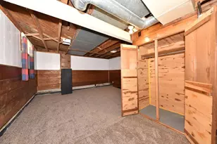6639 W Bennett Ave, Milwaukee, WI 53219 - Photo 15