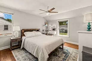 2551 N 94th St, Wauwatosa, WI 53226 - Photo 9