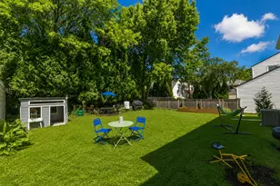 2551 N 94th St, Wauwatosa, WI 53226 - Photo 15