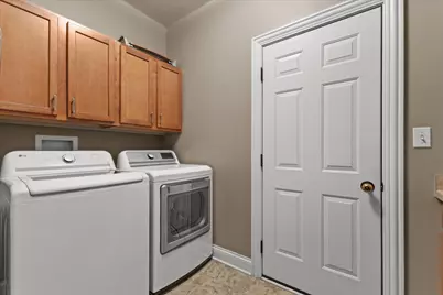 1822  Coach House Ct, Racine, WI 53406 - Photo 19