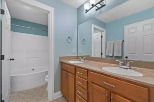 1822 Coach House Ct, Racine, WI 53406 - Photo 23