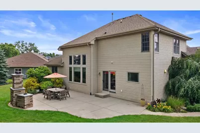 1822  Coach House Ct, Racine, WI 53406 - Photo 29