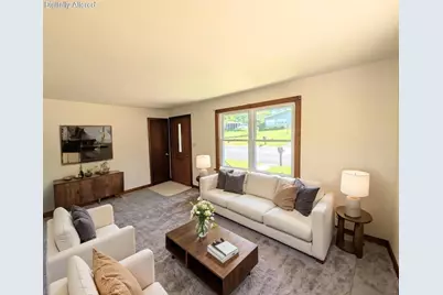 214  Fairview St, Watertown, WI 53094 - Photo 3