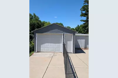 214  Fairview St, Watertown, WI 53094 - Photo 25