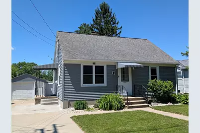 214  Fairview St, Watertown, WI 53094 - Photo 1