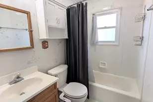 214 Fairview St, Watertown, WI 53094 - Photo 21