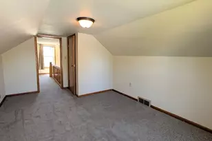 214 Fairview St, Watertown, WI 53094 - Photo 15