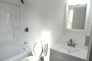 1711 E Belleview Pl, Milwaukee, WI 53211 - Photo 15