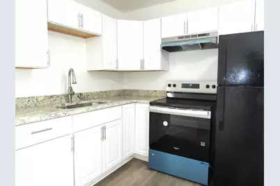 1711 E Belleview Pl, Milwaukee, WI 53211 - Photo 7