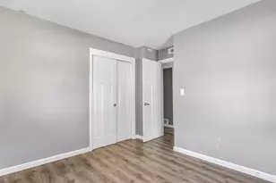 5033 N 24th St, Milwaukee, WI 53209 - Photo 9