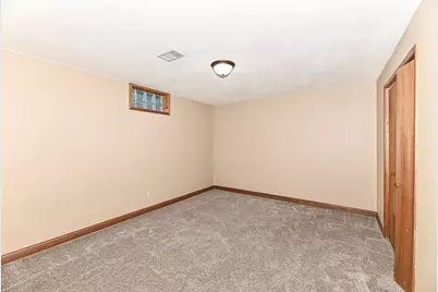 8203  Northwestern Ave, Racine, WI 53406 - Photo 21