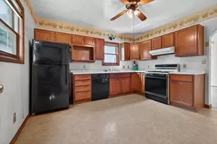2927 W Lapham St, Milwaukee, WI 53215 - Photo 11