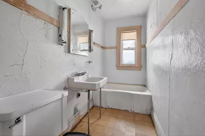 2927 W Lapham St #2927A, Milwaukee, WI 53215 - Photo 21