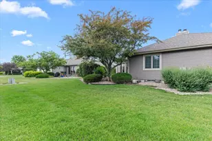W173N8073 Shady Ln, Menomonee Falls, WI 53051 - Photo 37