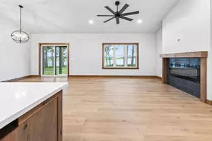 1407 Herb Ln, Holmen, WI 54636 - Photo 5