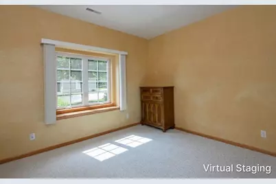 5394 S Butterfield Way, Greenfield, WI 53221 - Photo 17