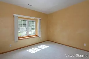 5394 S Butterfield Way, Greenfield, WI 53221 - Photo 17