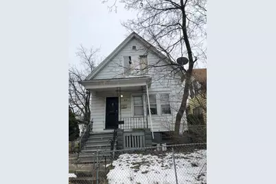 913 W Hadley St, Milwaukee, WI 53206 - Photo 1