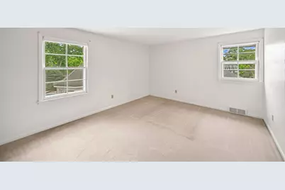 12500  Stephen Pl, Elm Grove, WI 53122 - Photo 29