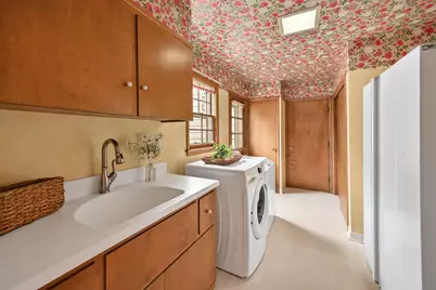 12500  Stephen Pl, Elm Grove, WI 53122 - Photo 21