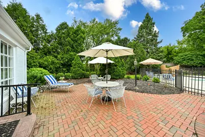 12500  Stephen Pl, Elm Grove, WI 53122 - Photo 37