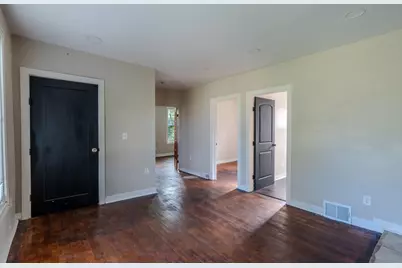 908 W Hadley St #908A, Milwaukee, WI 53206 - Photo 13