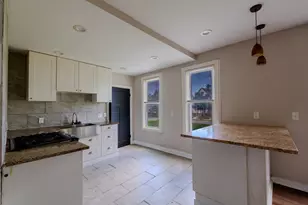 908 W Hadley St, Milwaukee, WI 53206 - Photo 5
