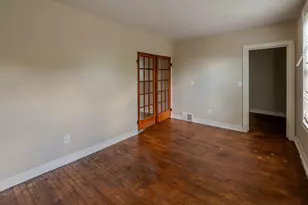 908 W Hadley St, Milwaukee, WI 53206 - Photo 17