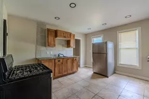 908 W Hadley St, Milwaukee, WI 53206 - Photo 15