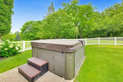 N2988  Lake Forest Cir, Geneva, WI 53147 - Photo 55