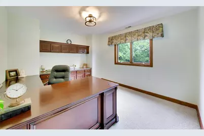 N2988  Lake Forest Cir, Geneva, WI 53147 - Photo 45