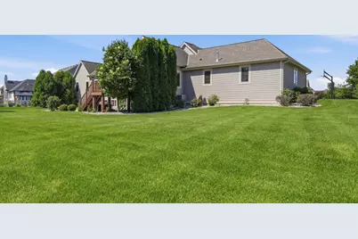 7306 S Stone Hedge Dr, Franklin, WI 53132 - Photo 45