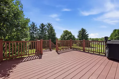 7306 S Stone Hedge Dr, Franklin, WI 53132 - Photo 43