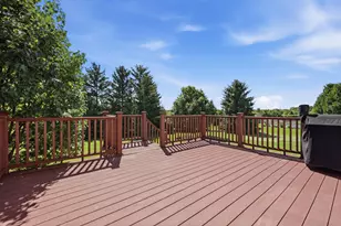 7306 S Stone Hedge Dr, Franklin, WI 53132 - Photo 43