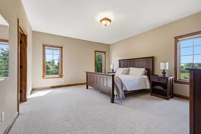 7306 S Stone Hedge Dr, Franklin, WI 53132 - Photo 15
