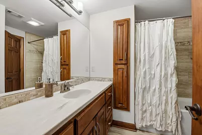 7306 S Stone Hedge Dr, Franklin, WI 53132 - Photo 37