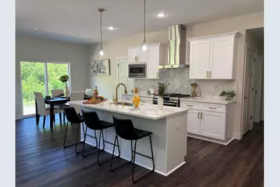 4801  Piper Ln, Racine, WI 53403 - Photo 3
