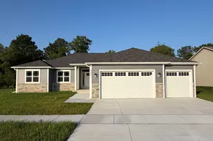 4801 Piper Ln, Racine, WI 53403 - Photo 1