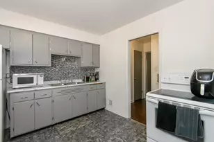 5974 N 37th St, Milwaukee, WI 53209 - Photo 11