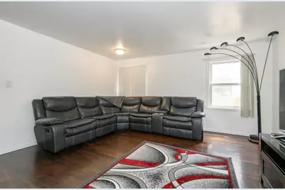 5974 N 37th St #5976, Milwaukee, WI 53209 - Photo 9