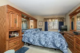 7821 W Heather Ave, Milwaukee, WI 53223 - Photo 19