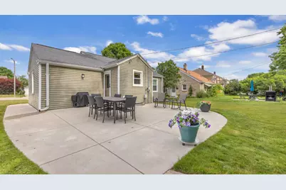 656 N Montgomery St, Port Washington, WI 53074 - Photo 19