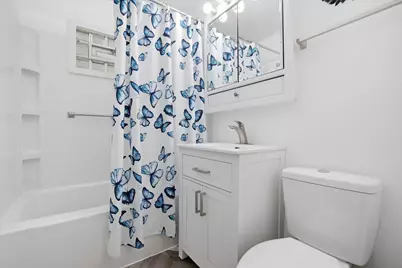 6800 W Ohio Ave, Milwaukee, WI 53219 - Photo 7