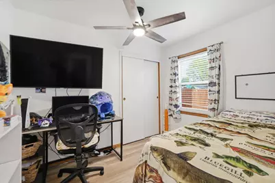6800 W Ohio Ave, Milwaukee, WI 53219 - Photo 11