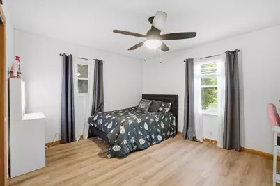 6800 W Ohio Ave, Milwaukee, WI 53219 - Photo 9